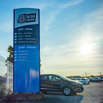 totem-bjh-auto-nimes